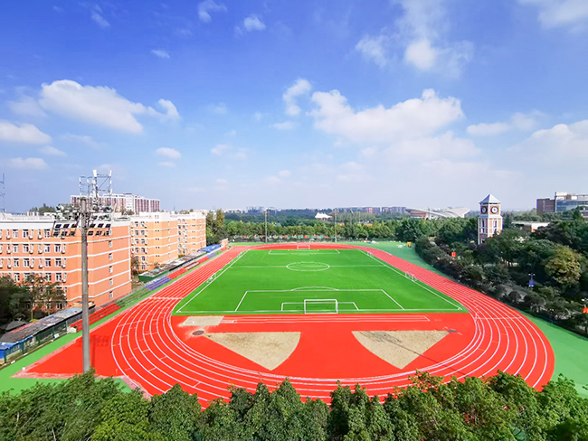 成都首塊！國際足聯 (FIFA QUALITY) 認證足球場落戶成都信息工程大學